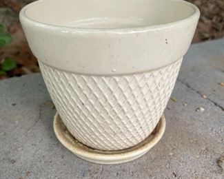 Flower Pots & Planters