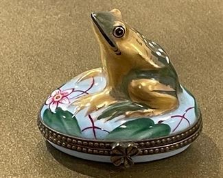 Limoges Porcelain Pill Box