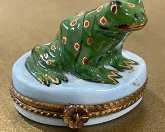 Limoges Porcelain  Pill Box