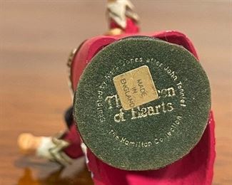 The Hamilton Collection
Alice & Wonderland Series
Sculpted By Mark Jones