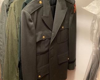 US Army Vietnam Uniforms & Hats