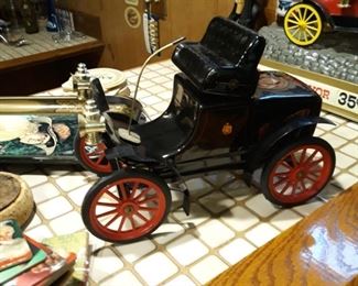 Jim beam decanter,  automobile 