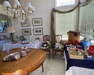 Henredon vintage 1963 oval dining table (60” long x 44” wide x 28.5” high) w/4 side chairs and 2 arm chairs and 3 leaves (16”), Drexel Heritage 1960s vintage MCM “Perennian” buffet credenza 1960s (76.25” wide x 31.5” high x 15-19” deep), crystal, lamps, porcelain, Steuben, Waterford, art, sterling, Lenox, Shelley, Gorham, Bunnykins, pair of vintage 1962 Seattle World’s Fair goblets with etched Space Needle amber base, Fitz & Floyd, depression glass, vintage Christmas, more... 