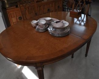Henredon vintage 1963 oval dining table (60” long x 44” wide x 28.5” high) w/4 side chairs and 2 arm chairs and 3 leaves (16”), Franciscan Sandalwood MCM fine china