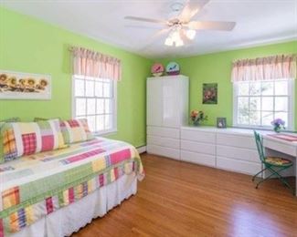 Green bedroom...