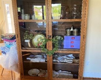 Fabulous antique oak cabinet with shelves 