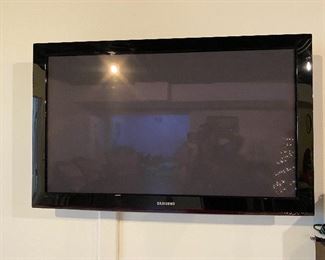 Flat screen tv 