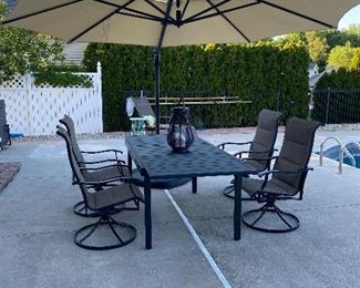 Outdoor patio set 