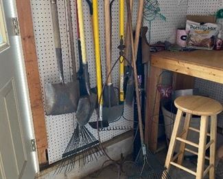 yard tools 