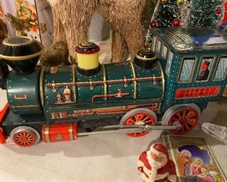 Antique Tin train made in japan battery operated 