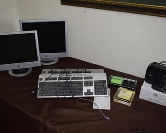 Dell Keyboards and Monitors