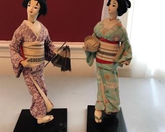 2 Japanese Nishi Dolls