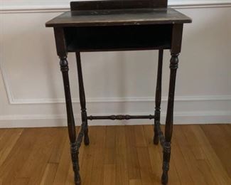 Antique Telephone Table - this is cool, check out CTBIDS.