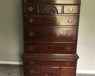 Queen AnneStyle Highboy - This piece is beautiful, one of the few pieces that has a reserve.