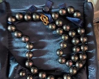 Faux Staurer Tahitian pearl necklace and earrings