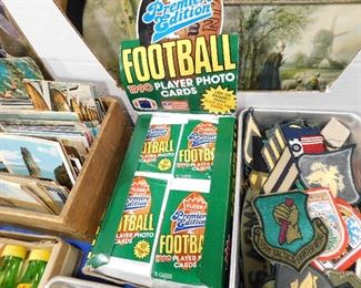 1990 Fleer Football Wax box