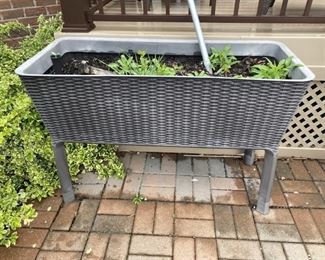 HERB PLANTER