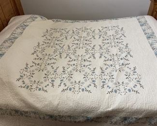 HOME MADE COVERLET