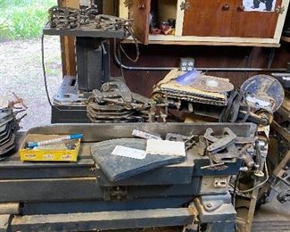 Craftman’s tablesaw with bleach with blades