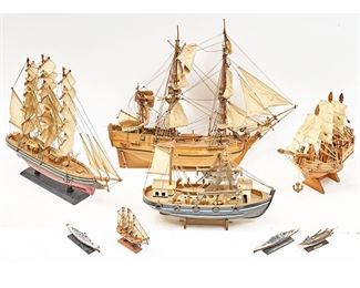Lot of 8 Classical and Modern Model Ships