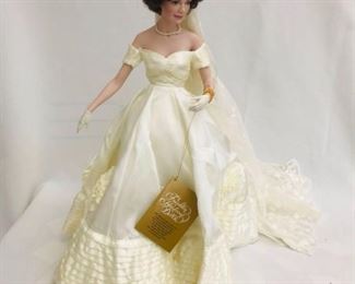 Franklin Heirloom Porcelain Doll Jacqueline Kennedy Bride