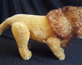 Steiff, Vintage Lion with Articulated Legs