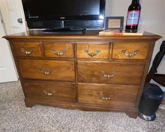 6 Drawer Dresser
