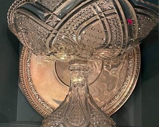 Pedestal Fruit Bowl Fancy Loop