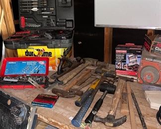 Dura flame logs, Hammers, Tool Kit