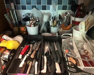 kitchen knives, kitchen utensils