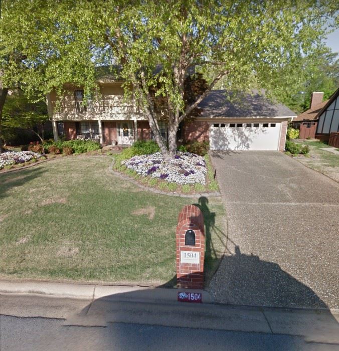 Oak Knools Circle House Pic