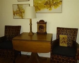 Vintage drop-down table and lamp