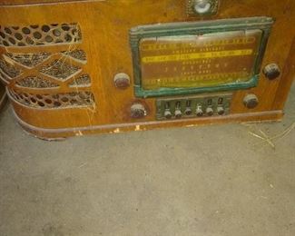 Antique radios
