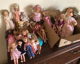 barbies & more dolls