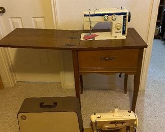 NECCHI 884FB SEWING MACHINE AND SINGER PORTABLE 