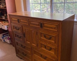 STANLEY MAN’S CHEST OF DRAWERS 