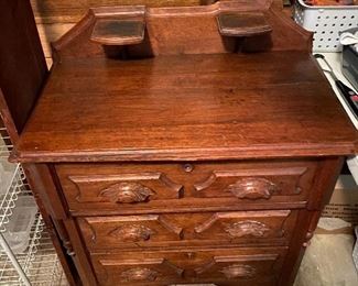 ANTIQUE SMALL CHEST