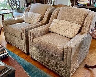 Hickory furniture oversized chairs 