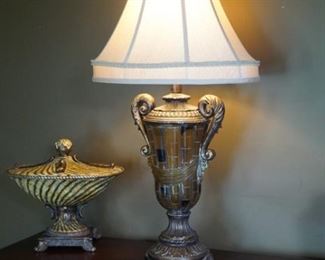 Modern decorative lamp