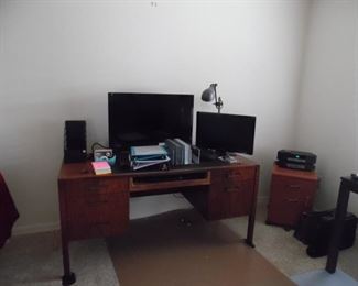 Wood Office/Computer Desk