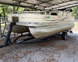 Pontoon boat with trailer