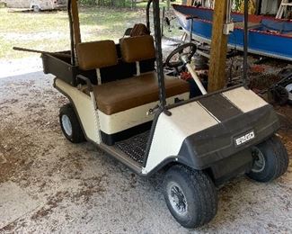 Golf cart