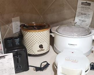 Rice cooker, ice crusher, toaster, small appliances