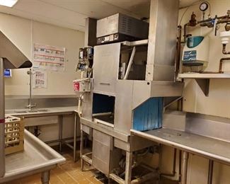 Hobart Dishwasher With Tables C44A