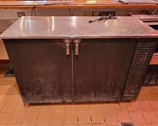 GlasTender Back Bar Cooler BB60-R1-BSH