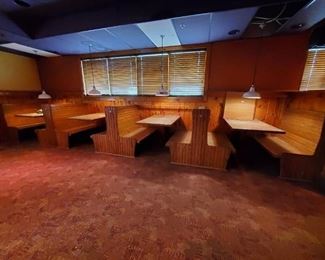 (4) Booths And Tables