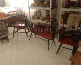 THIS IS A DOLL SIZED SET!  