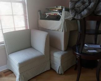 Corner couch set, End tables