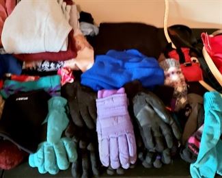 Gloves - moved to warmer climate! Clothing etc.