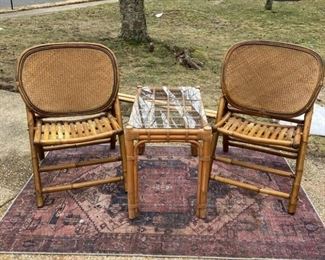 Hollywood REGENCY vintage chair$200
Table $200